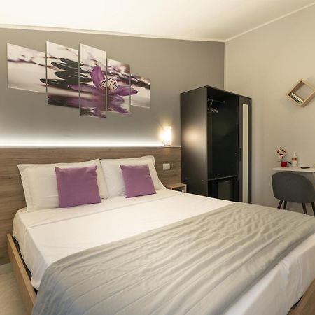 Affittacamere Orchidea For Tourists Hesperia Hosp Modena Exteriör bild