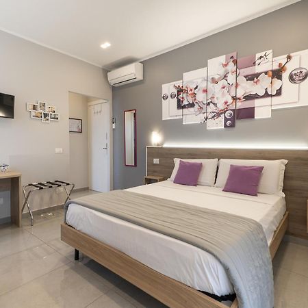 Affittacamere Orchidea For Tourists Hesperia Hosp Modena Exteriör bild