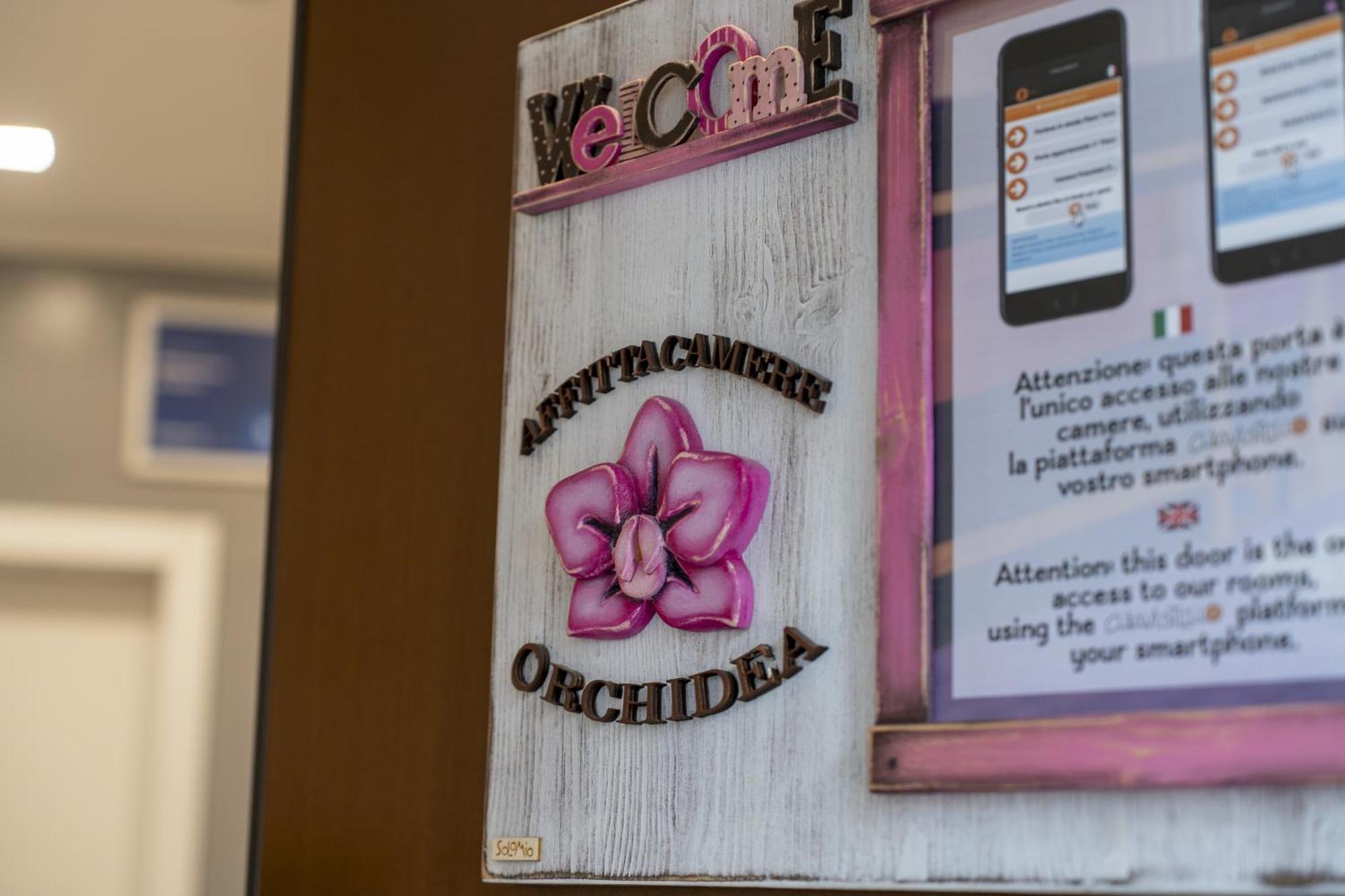 Affittacamere Orchidea For Tourists Hesperia Hosp Modena Exteriör bild