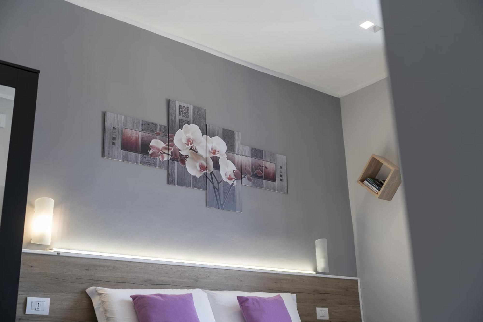 Affittacamere Orchidea For Tourists Hesperia Hosp Modena Exteriör bild